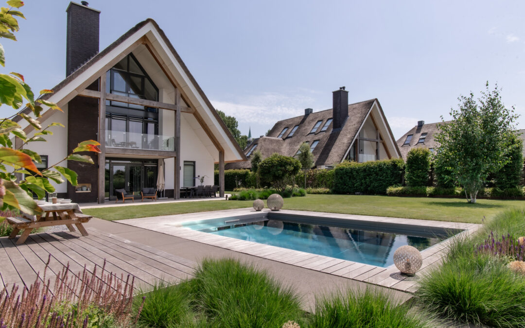 Garden Anchored in Elegance