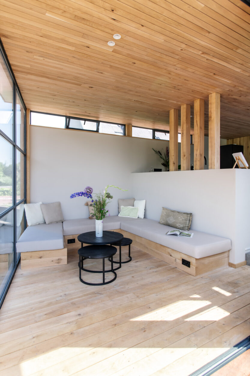 07 zithoek buitenkamer