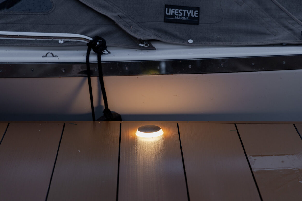 25 verlichte aanlegsteiger