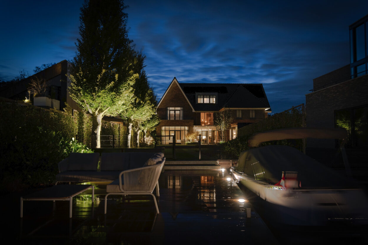 28 wonen aan het water