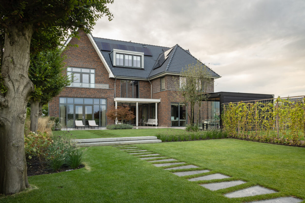 34 strakke achtertuin