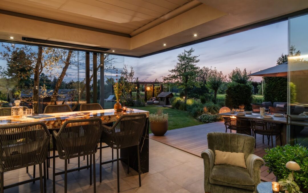 Refined Lumina Outdoor Kitchen