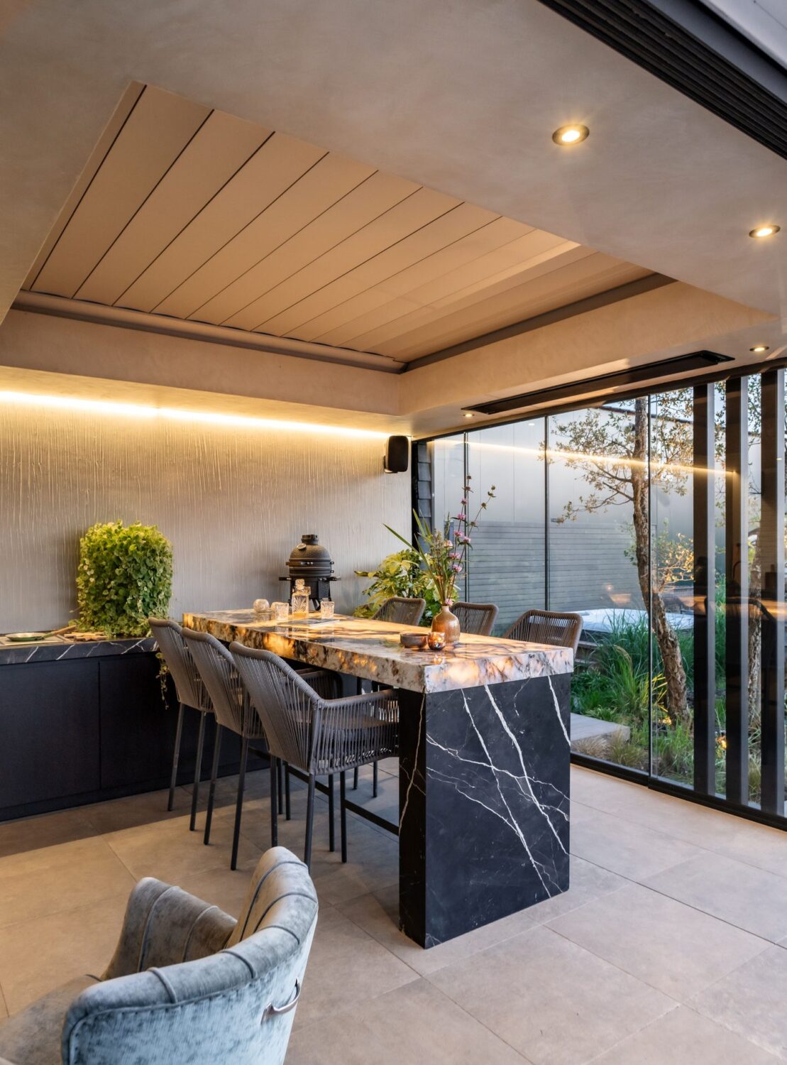 Bar buitenkeuken | Refined Lumina Outdoor Kitchen