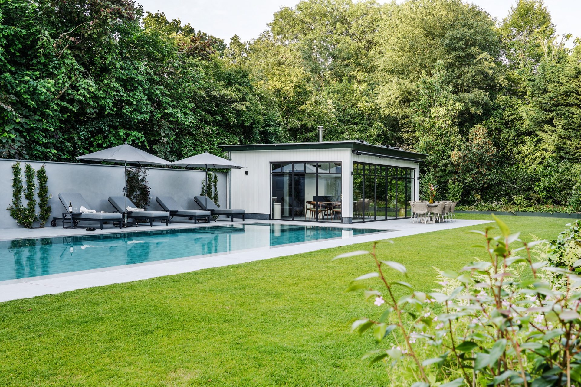 Bosrijke tuin | Rotterdams badhuis, wellnesstuin in Rotterdam