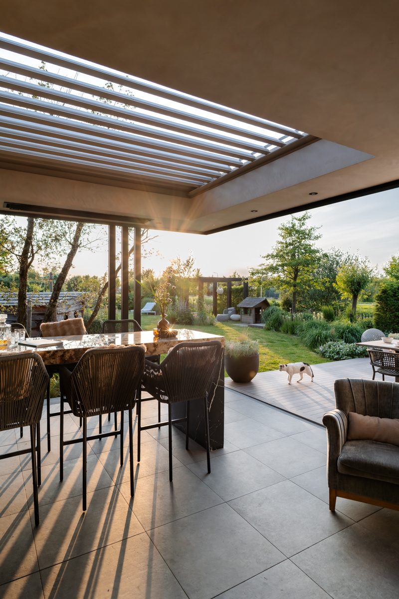Corradi lamellen | Wild & Refined Country Garden in Reeuwijk
